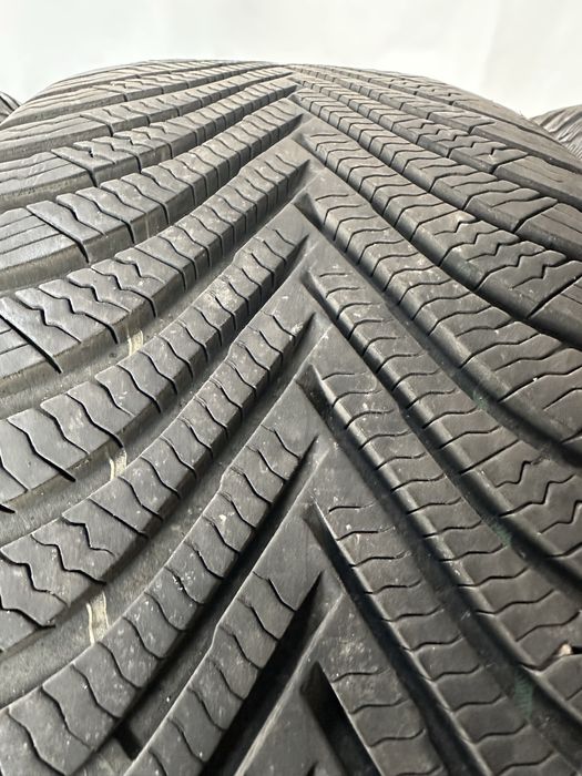 225/55/17 Michelin dot22 4 броя