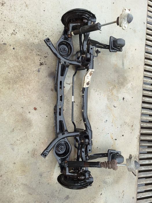 Punte spate,Axa golf 5