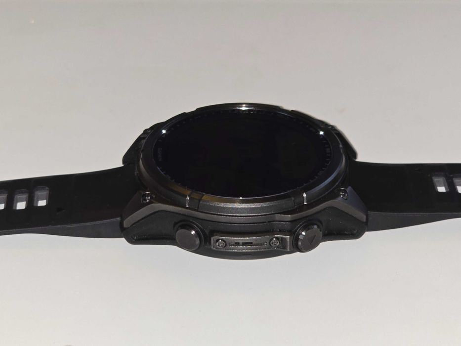 Продавам Garmin Fenix 8 47MM SOLAR SAPPHIRE Carbon Gray DLC Titanium