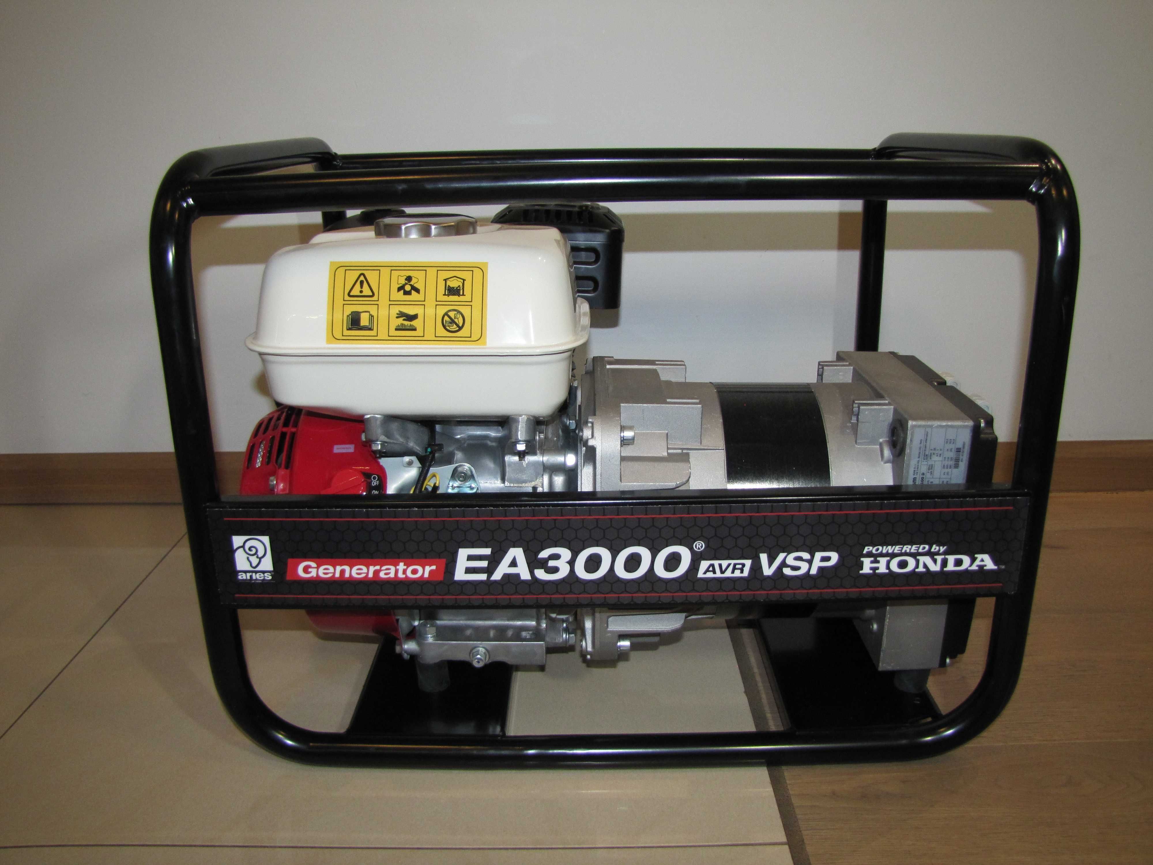 Бензинов монофазен генератор за ток Honda EA 3000 AVR VSP, 5г гаранция