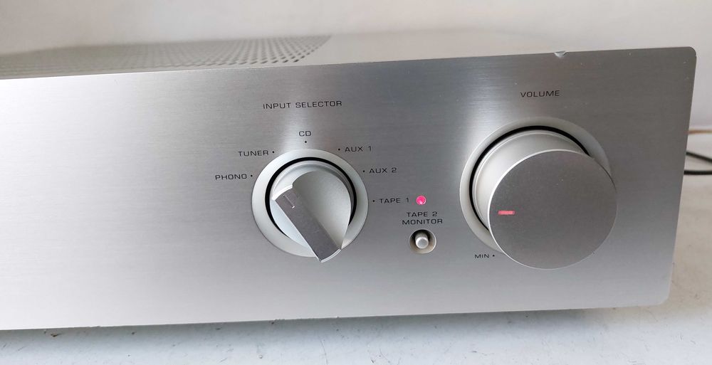 Sherwood AX 7 R amplificator hi end dual mono putere 210W consum 460W