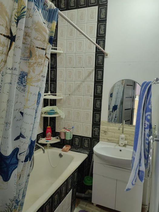 3/2/4 м-в Авиасозлар-1  с балконом 1.5/6