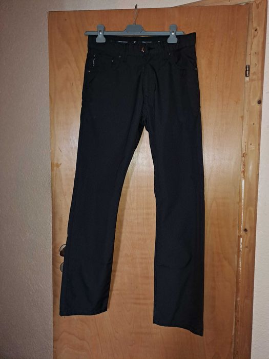 Мъжки официален панталон Armani S