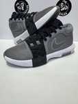 Маратонки NIKE LEBRON .Номер 41