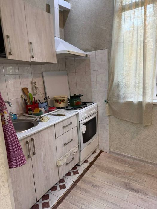Квартира высокопотолочка продаётся Шота Руставели 2/3/4 меб тех аския