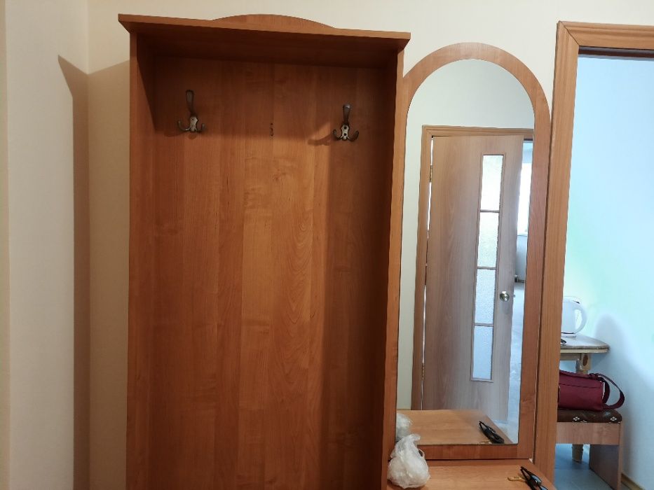 Продам зеркало от прихожей за 9600 тенге