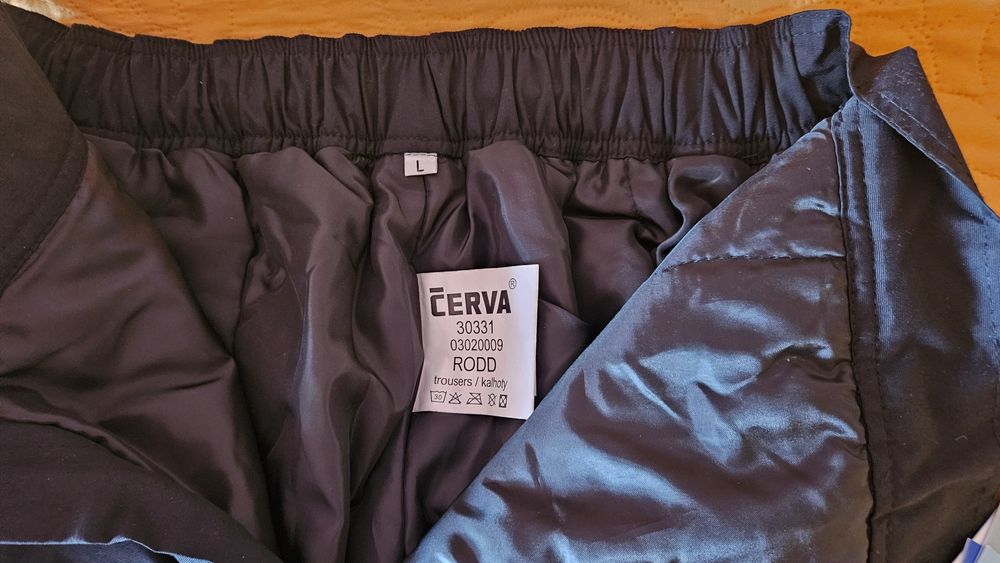 Работен зимен панталон топлозащитен нов размер L, черен цвят