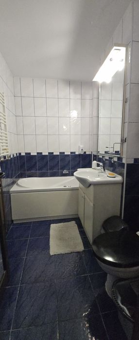 Apartament de inchiriat, apartament2 camere zona centrala,piata mare07