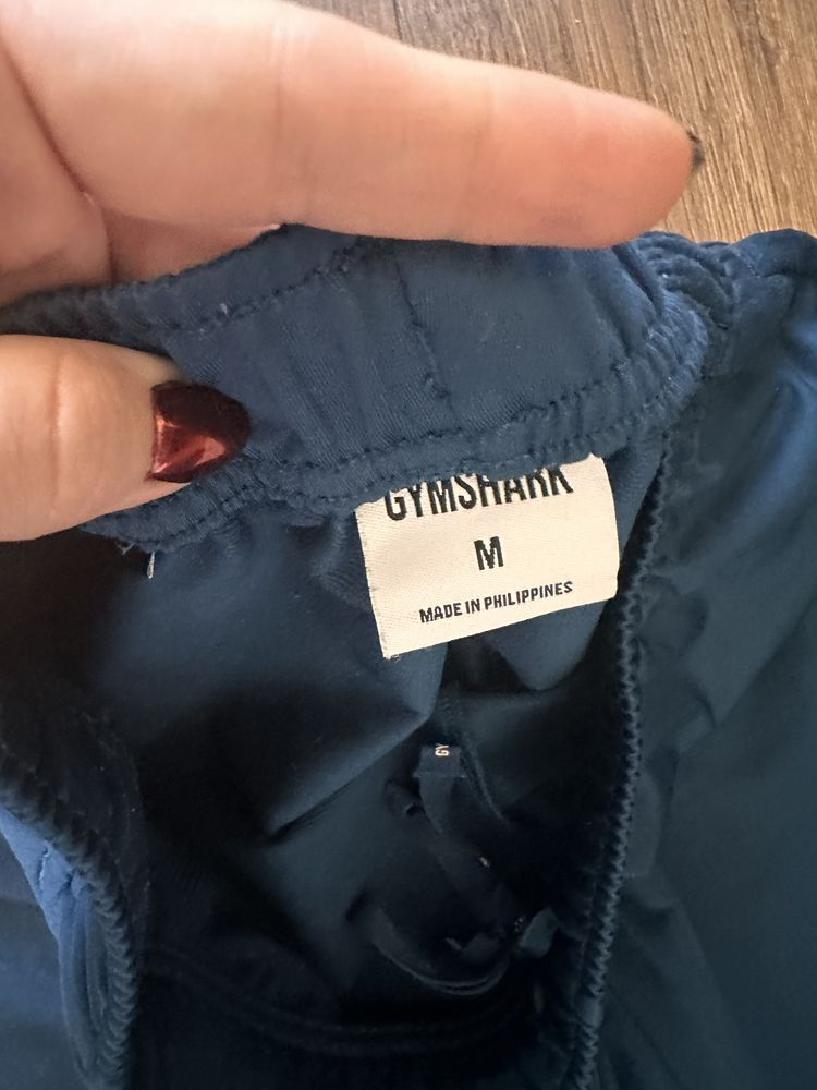 Мъжки дрехи gymshark размер М