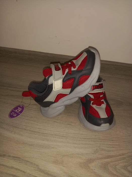 Vand adidasi marimea 29