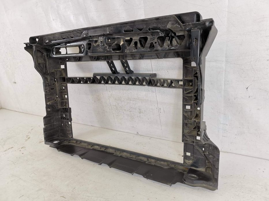 Предна телена рамка Фолксваген / Volkswagen VW Polo 5 6R Оригинална В