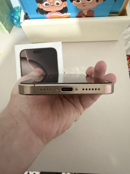 iPhone 16promax Disert titan, 256GB ,ёмкост 100%в идеальном состоянии