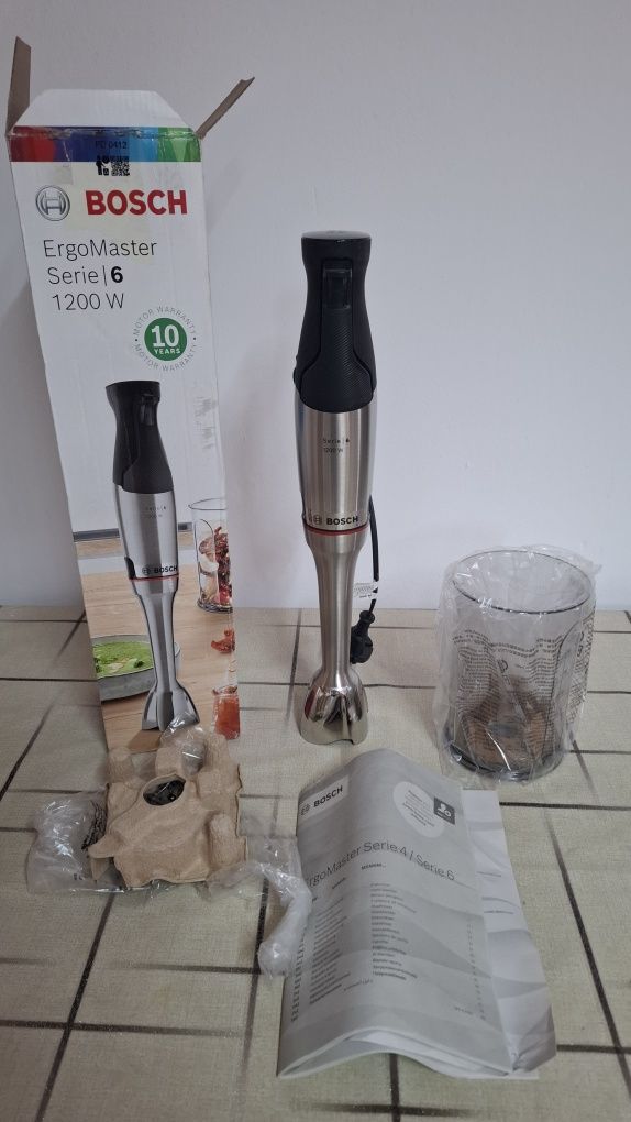 Блендер Bosch ErgoMaster 6 Series MSM6M810,QuattroBlade,купа за смес