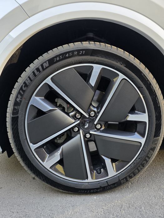 Li 7 Restyling 2026 Ultra