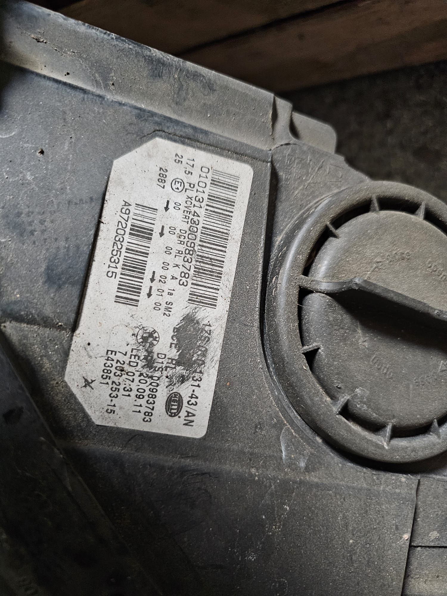 Faruri  defecte bixenon adaptiv BMW seria 5 F10 f11 de uk