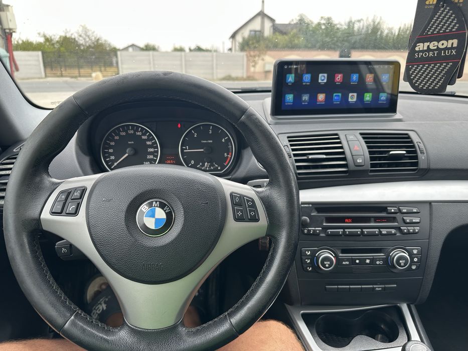 Bmw 118d Lci (Navi Android-Faruri Custom)