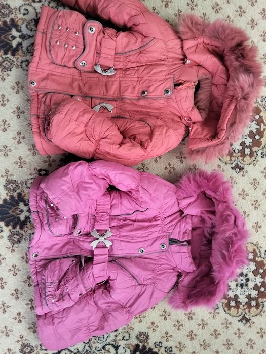 Продам детские куртки