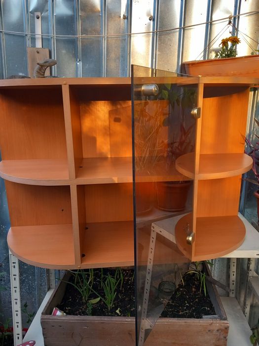 Vand noptiera  stil bar