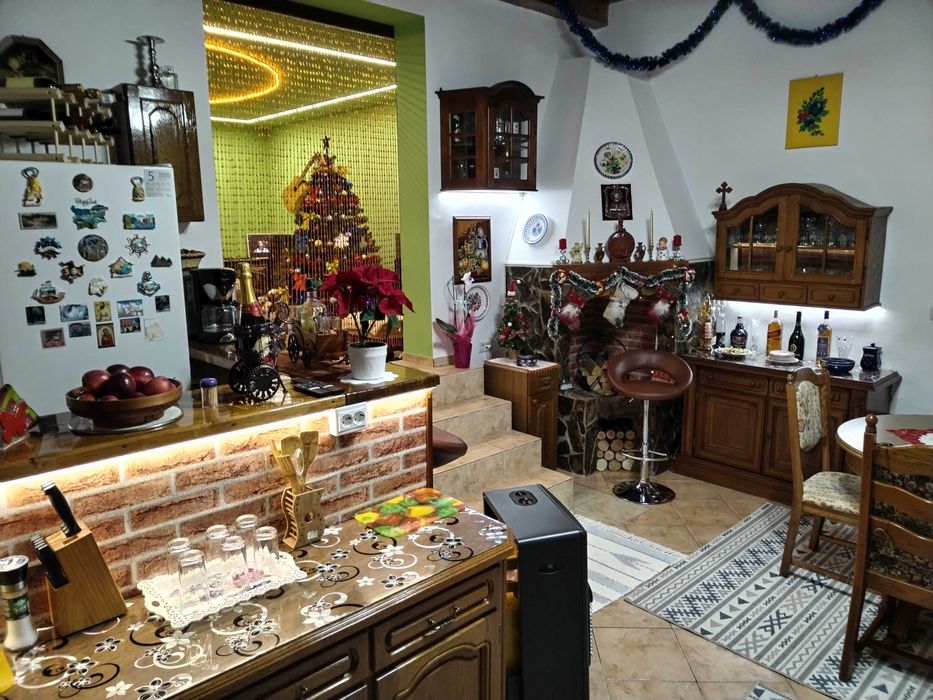 Casa pitoreasca la tara