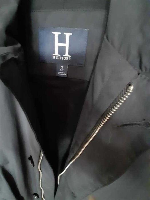 Мъжка връхна дреха HILFIGER тренчкот, преходно палто  S/M, НОВО