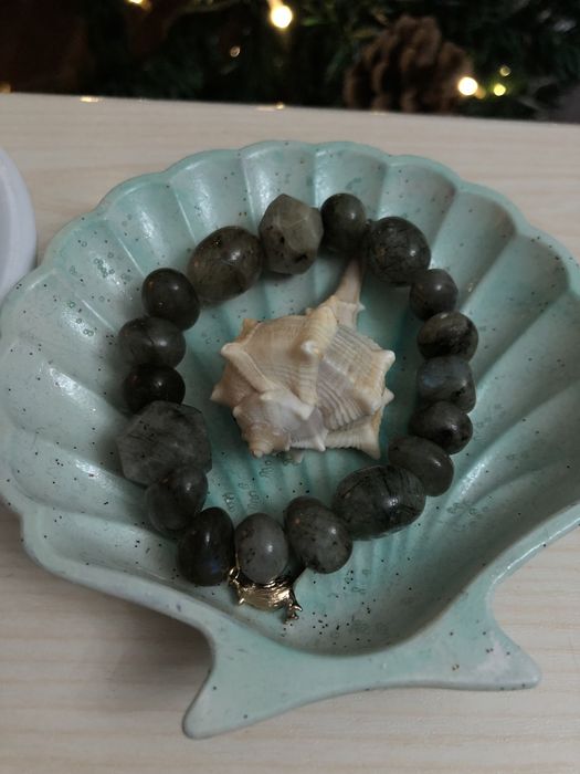 Браслет из камня лабрадор