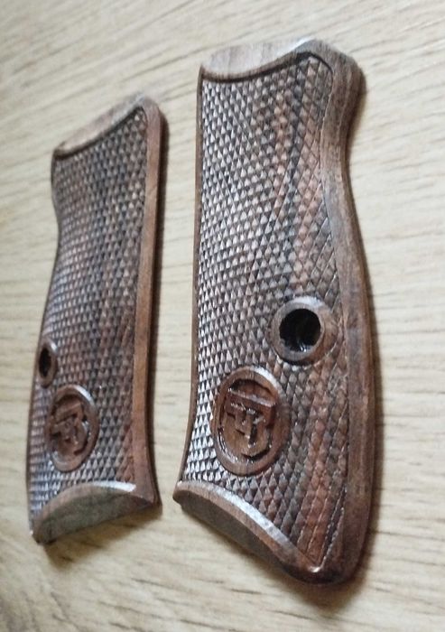 Чирени за пистолет CZ 75 D Compact