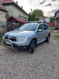 Vând Dacia Duster
