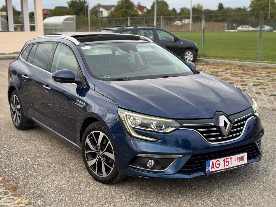 Renault Megane IV - 1.3 tCe - 140 CP - BOSE edition - trapă - cutie AUTOMATĂ