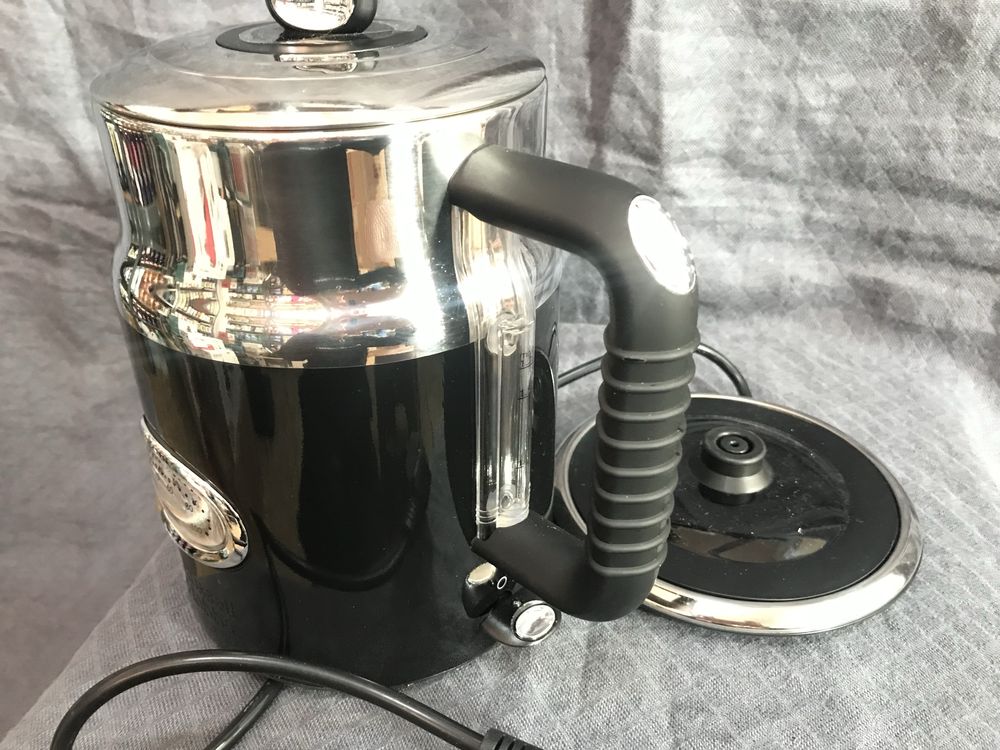 Ел. Кана Russell Hobbs Retro