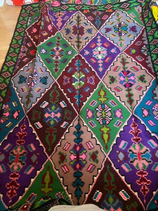 Covoare tradiționale și cuverturi