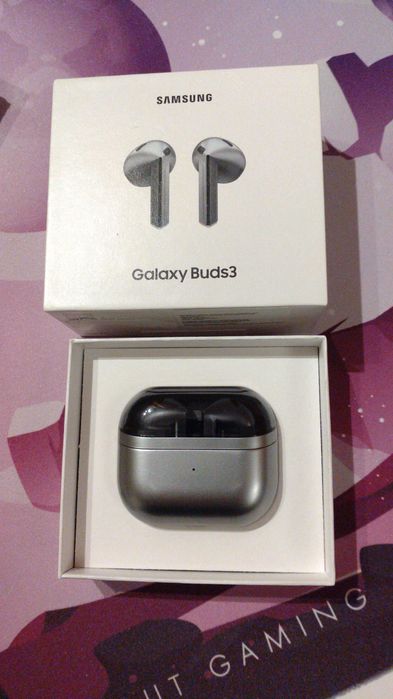 Casti in ureche Samsung Galaxy Buds3