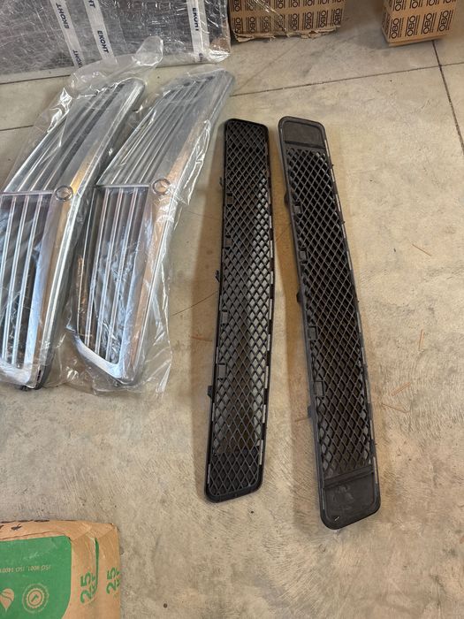 Решетка за Mercedes W204