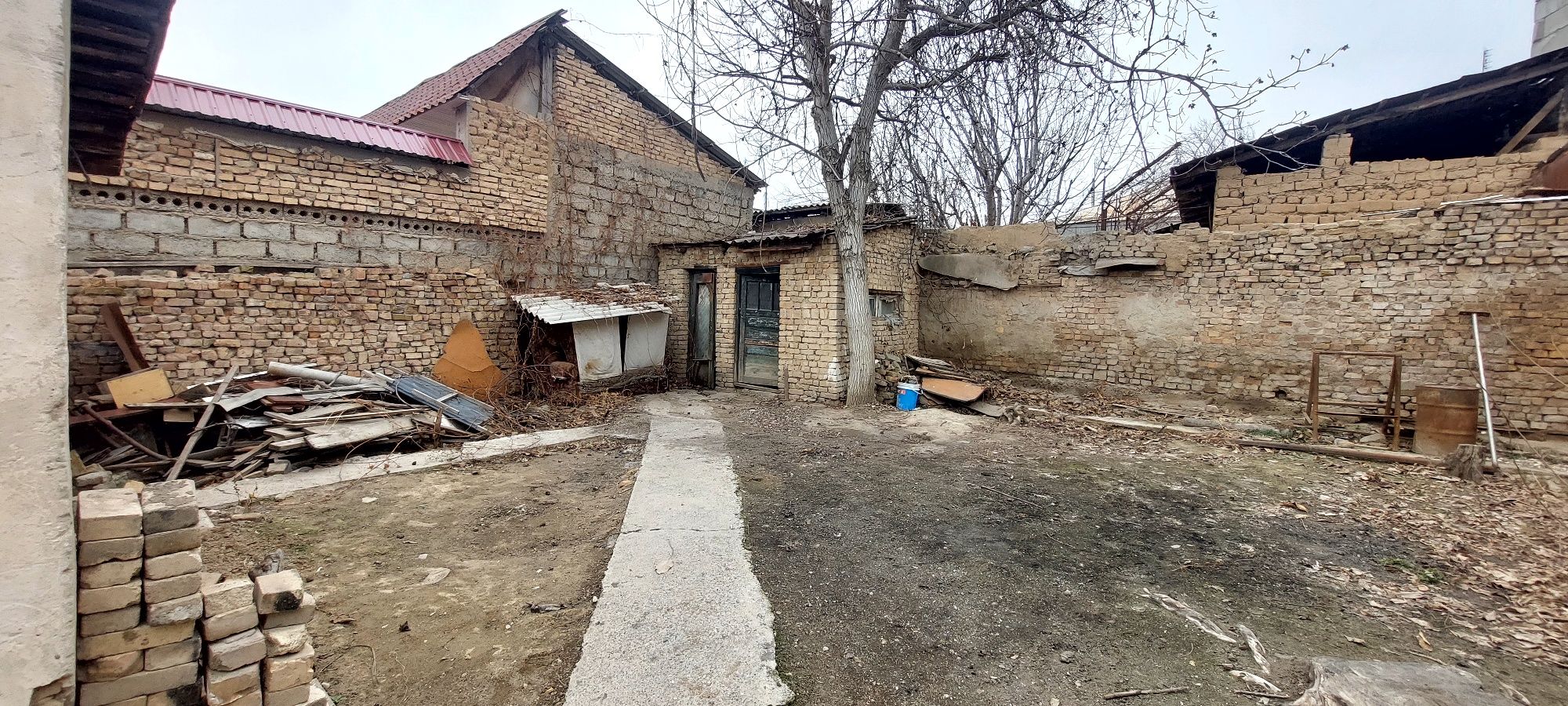 Продаю свой плановый дом в Чирчике