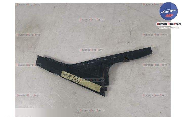 Exterior Орнамент/Декорация на Стълб на Врата Дясна Задна оригинален Л