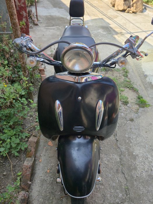 Vând scuter/motor Nova Motors 49cc ZNEN Retro