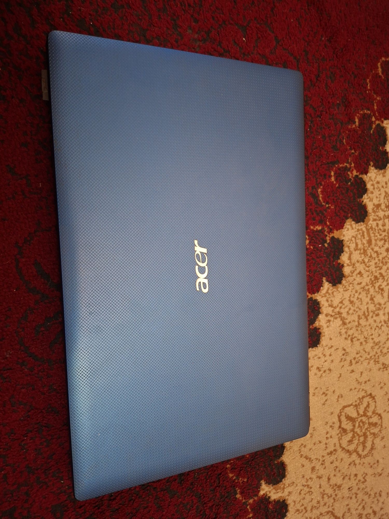 Acer core i5 оперативная память 3 ГБ можно ещё добавить видеокарта 1gb