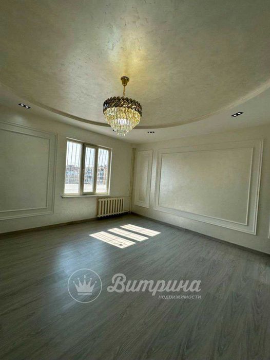 Срочно ролдается 3х комнатная квартира на Паркентском