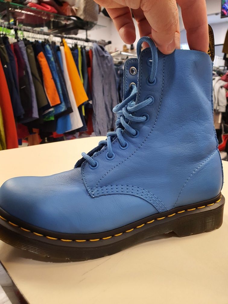Dr Martens marime 39 , stare impecabila