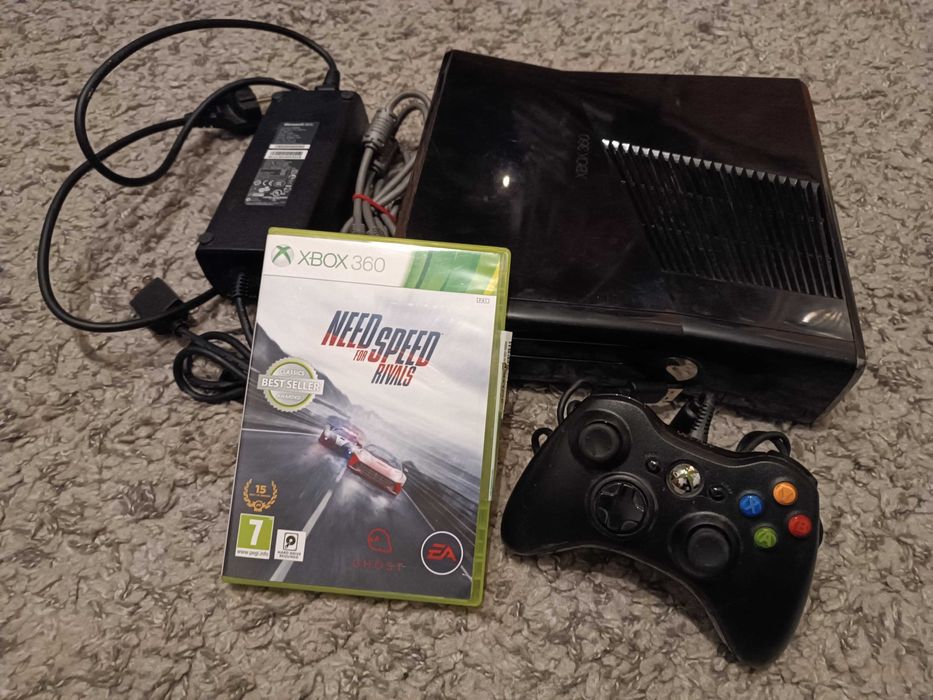 XBOX360 consola XBOX 360 slim + 1 joc bonus Need for Speed Rivals