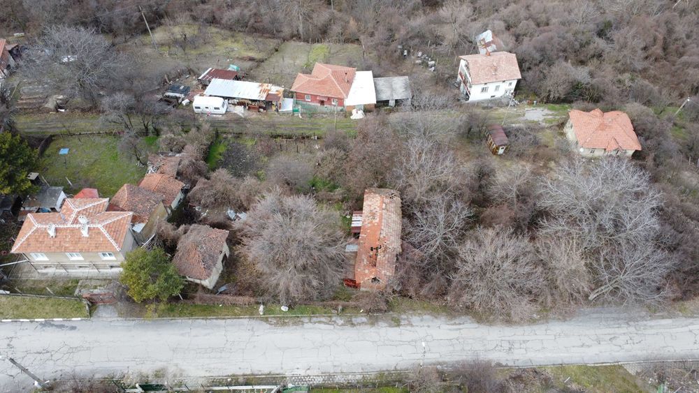 Продава се Къща в с. Мали Върбовник, Област Кюстендил - 102 кв.м за 350 €/кв.м - Снимка #3