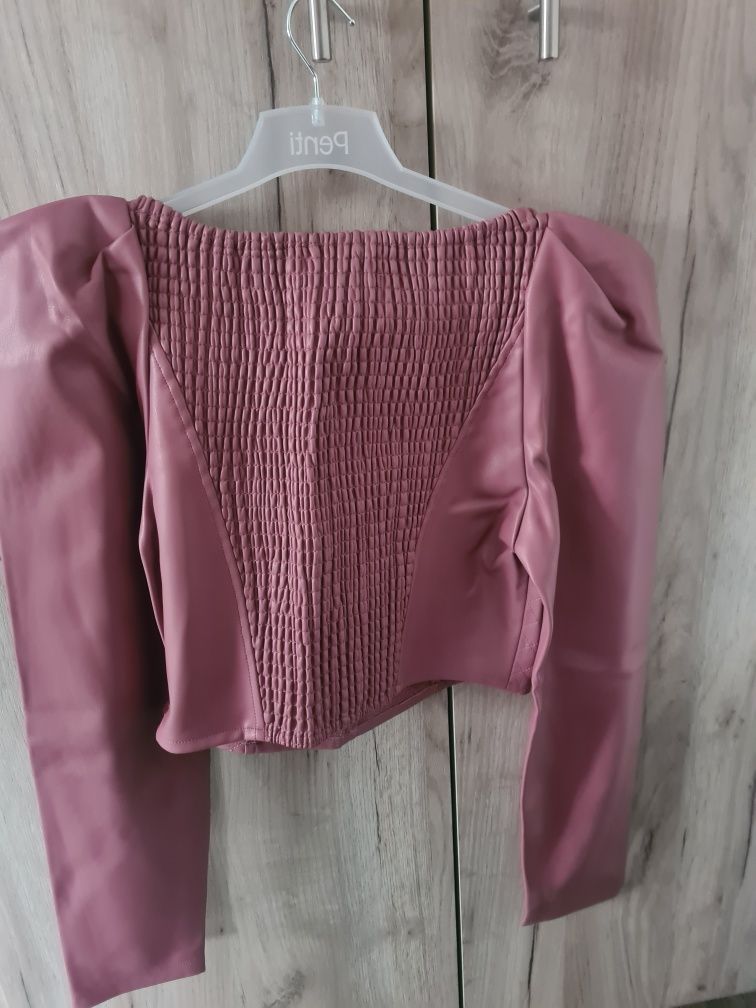 Crop top Zara cu mâneci bufante