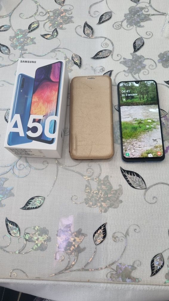 Telegon Samsung A50, 128 GB