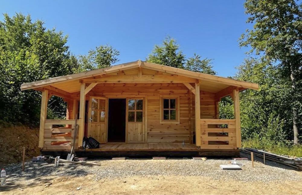 Cabane de grădina la cheie de locuit