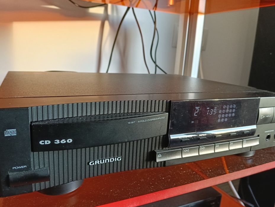 Cd player Grundig Midi+telecomanda