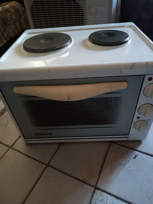 Печка с фурна и плочи