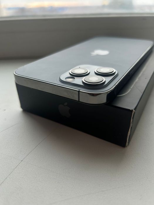 Продам Айфон 12 Pro Max