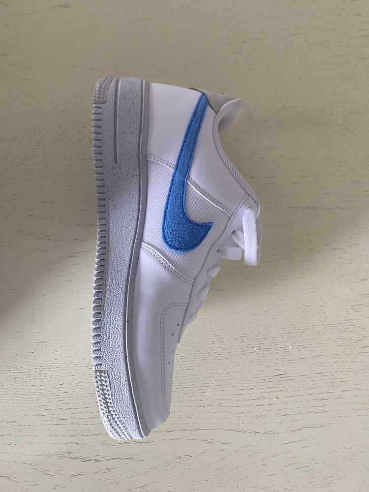 Продавам NIKE Спортни обувки NIKE AIR FORCE 1 CRATER GS