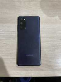 Samsung S20 Fe в хорошем состояние