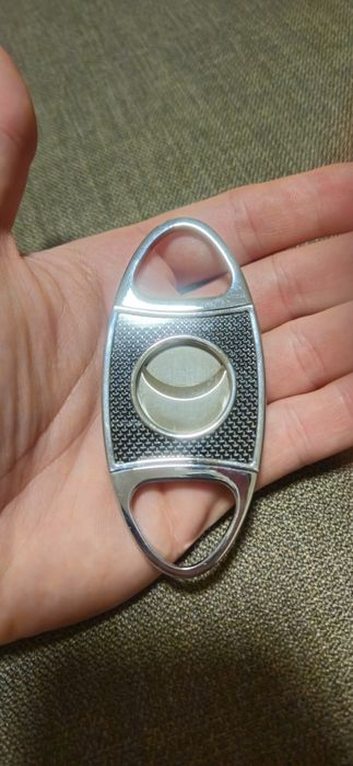 Cutter trabuc Hadson Carbon