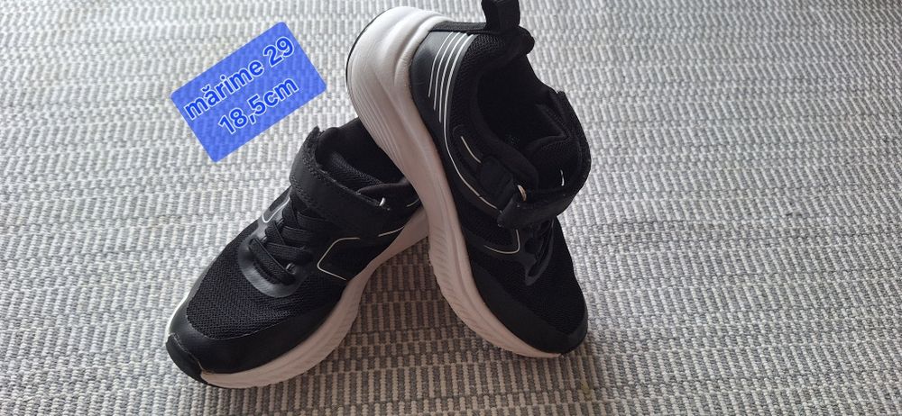 Adidași copii diferite mărimi